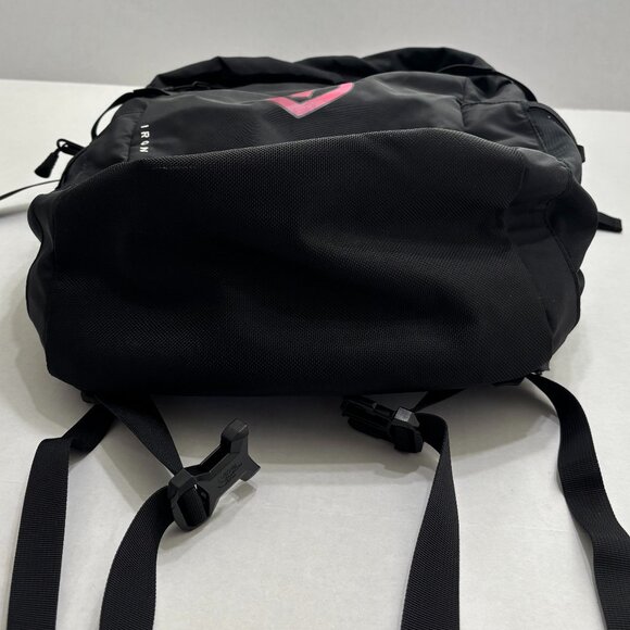 The North Face Iron Peak 28L Backpack main image 2